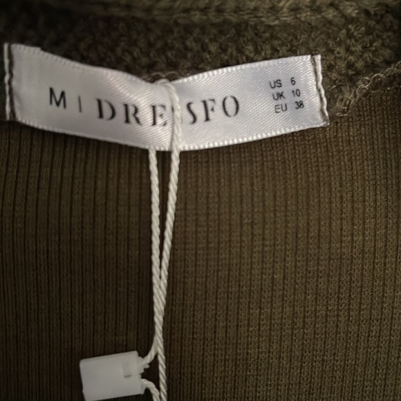 NWT Dressfo Olive/Army Green Sweater - Picture 3 of 5